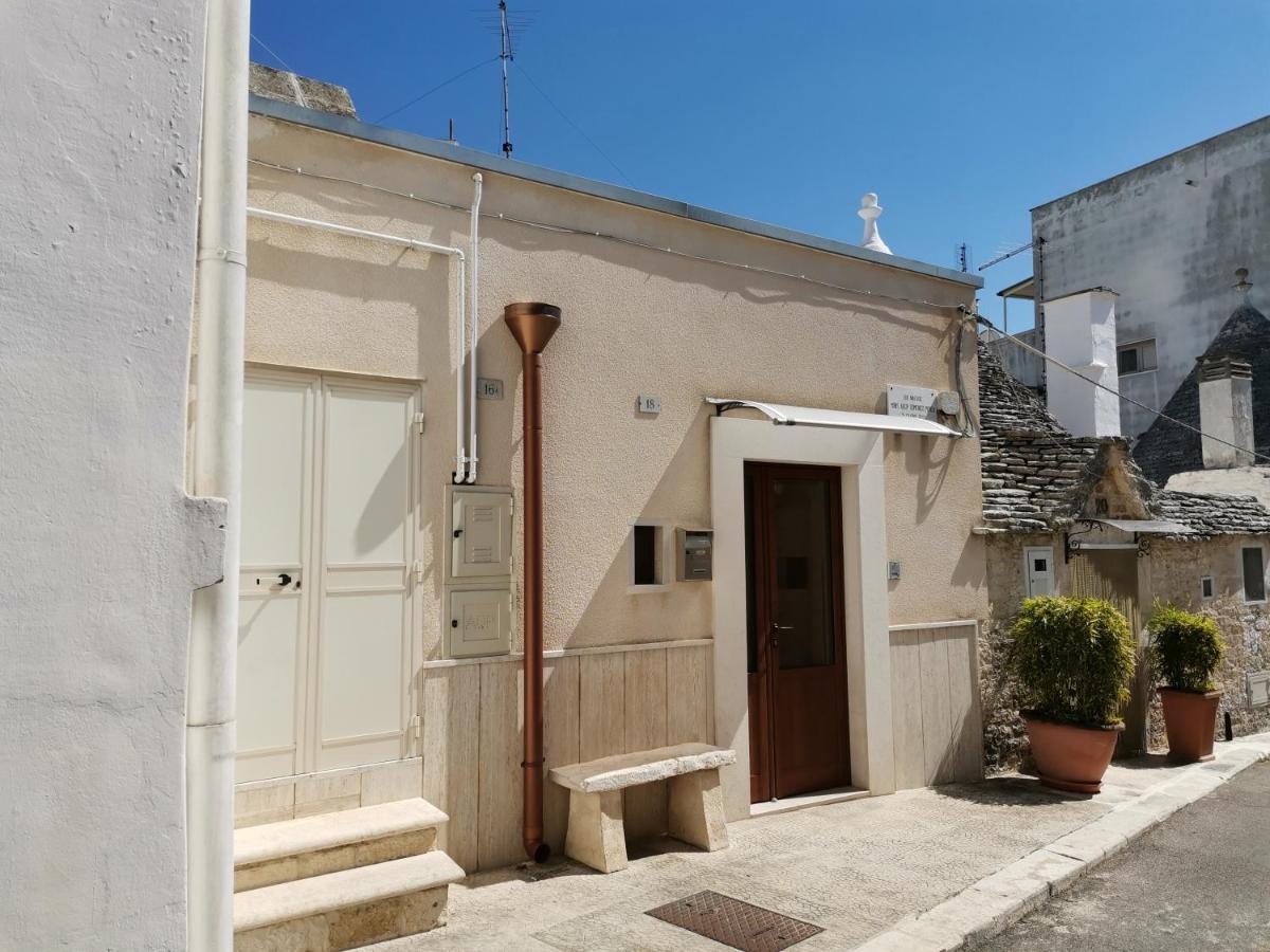 אלברובלו Casa Vacanza Trullo Dimora Storica Morea מראה חיצוני תמונה